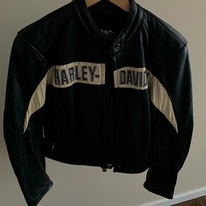 Harley Davidson Women’s Jacket!!